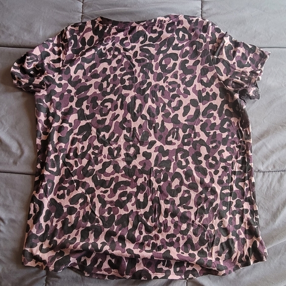 PINK T-shirt - Picture 1 of 2